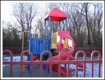 Playground: 1/160 sec., F2.8 and ISO Auto (File size: 2.5 MB)