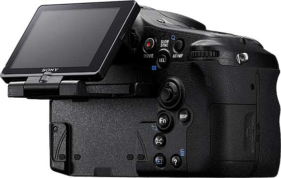 Sony SLT-A77 - tilt and swivel LCD
