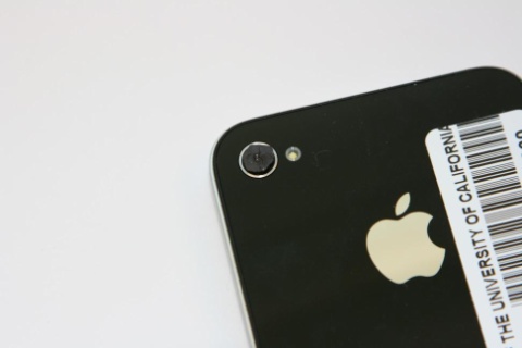 Microscope Makeover: An iPhone microscope